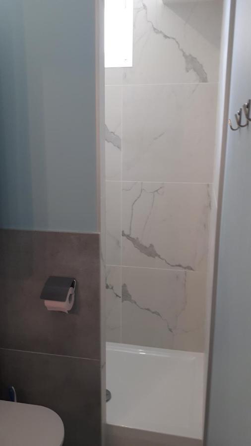 Le Boheme - Rent4Night Grenoble Appartement Buitenkant foto